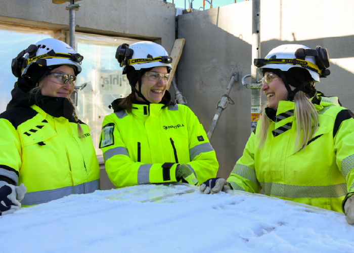 Aasianpihan ainutlaatuinen trio - Iina, Kaisa ja Sannakaisa