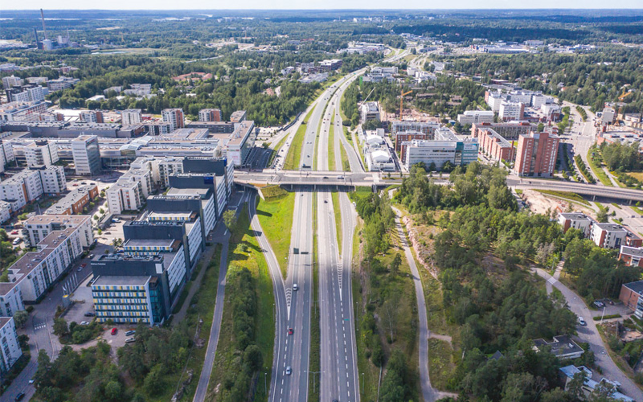 Hartela Espoon Olarin Kuitinmaki Ilmakuva Lansivayla Molemmat Puolet Kuvagalleria