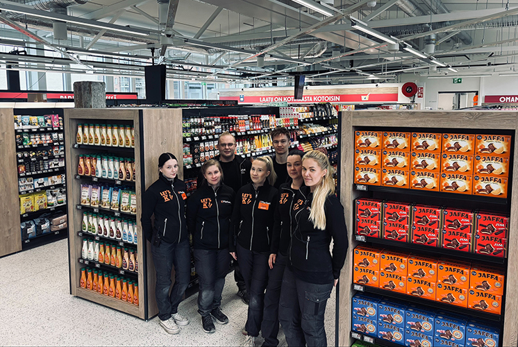 Kuva  K-Market Karjasillan Verstaasta, jonka Hartela rakensi