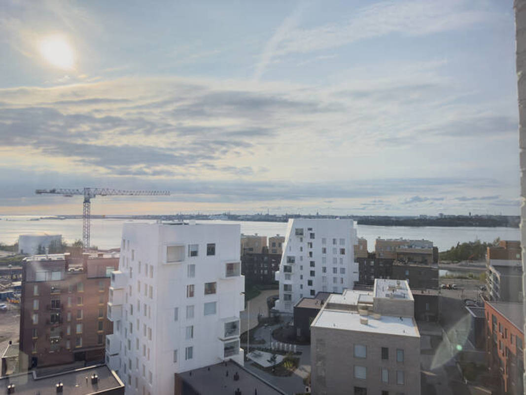 Valokuvanäkymä Kruunuvuorenrannan Kajon asunnon D37 näkymä ikkunasta