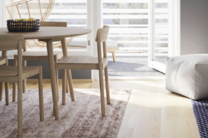 Luonnoskuva Mustarastaan asunnon lattiasta