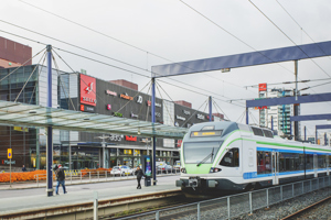 Kuva Leppävaaran asemasta ja Sellon kauppakeskuksesta