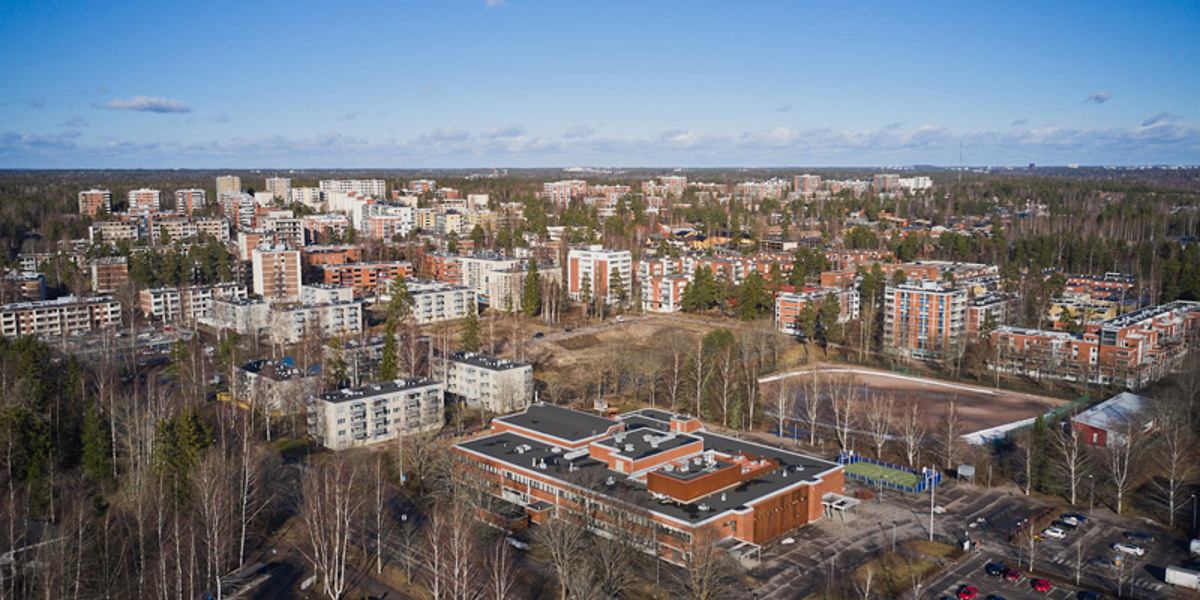 Ilmakuva Espoon Olarista kevällä 2025
